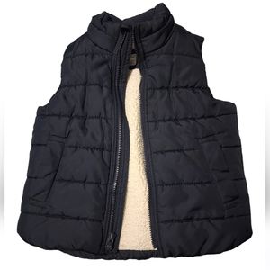 Gap Puffer Sherpa Vest